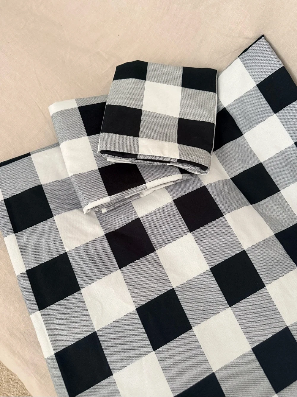 Classic Buffalo Check Black and White Duvet Cover With Two Shams - Queen